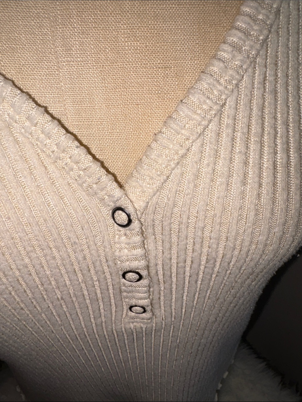 Cream Ribbed V-Neck Button Tank Top - Picture 6 of 6